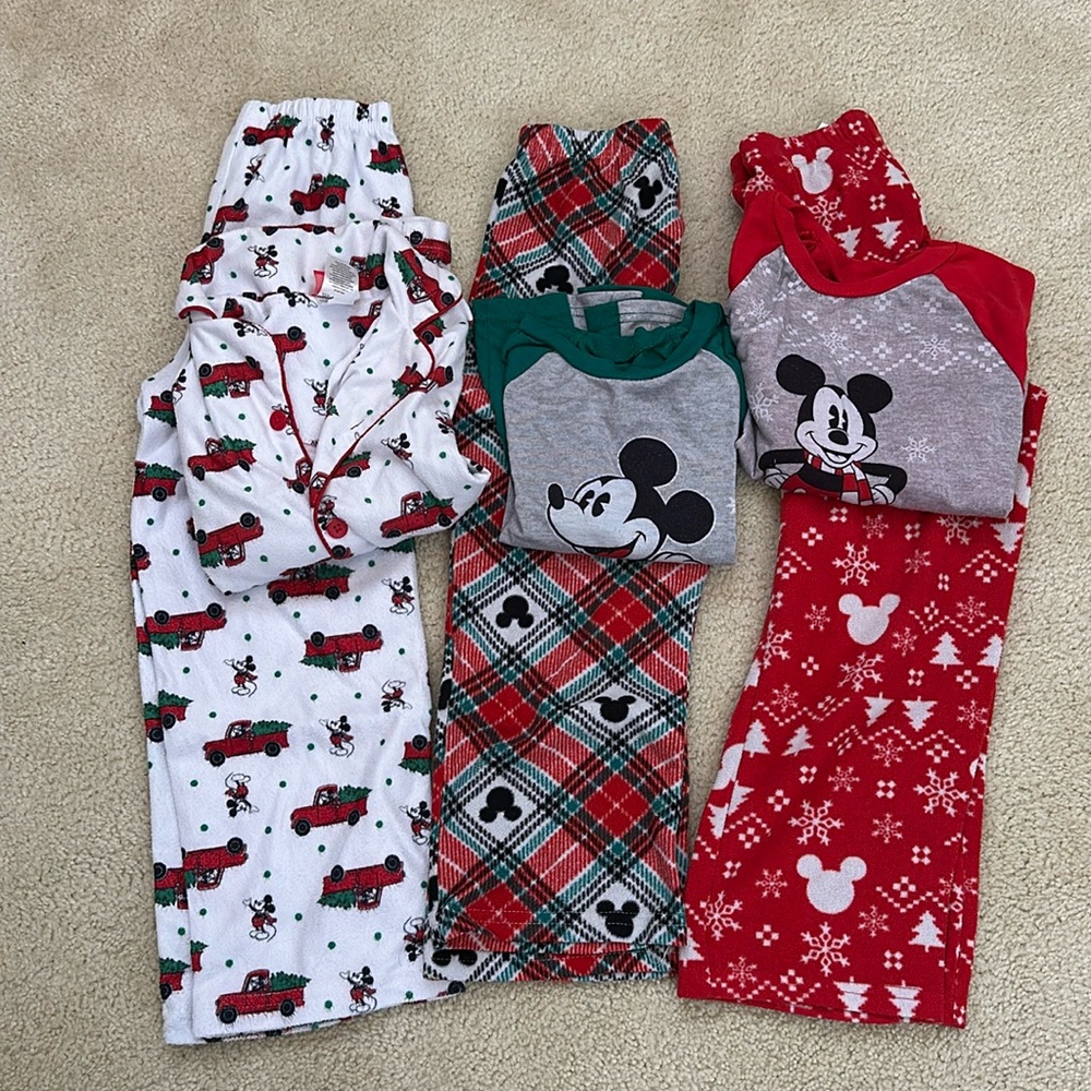 3 pairs Disney Christmas pajamas size 6